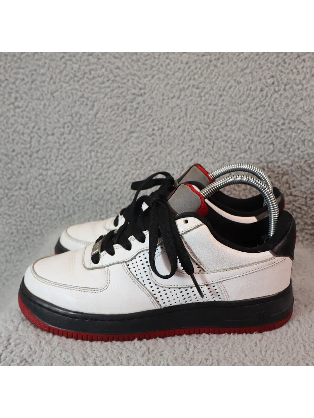Nike Air Force One Low 5.5Y White Varsity Red 320335-111
